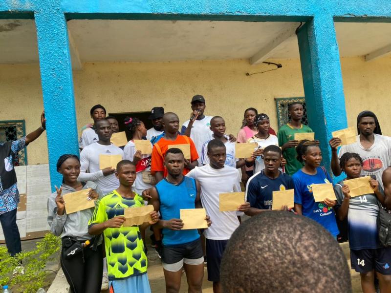 Remise des lots aux vainqueur du Marathon de l'ESIAC